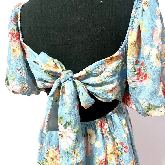 Altar'd State Blue and White Wrap Sundress with Puff Sleeves SMALL - Picture 6 of 14